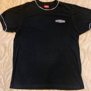Authentic Men’s Supreme Piping Ringer Tee size  XL